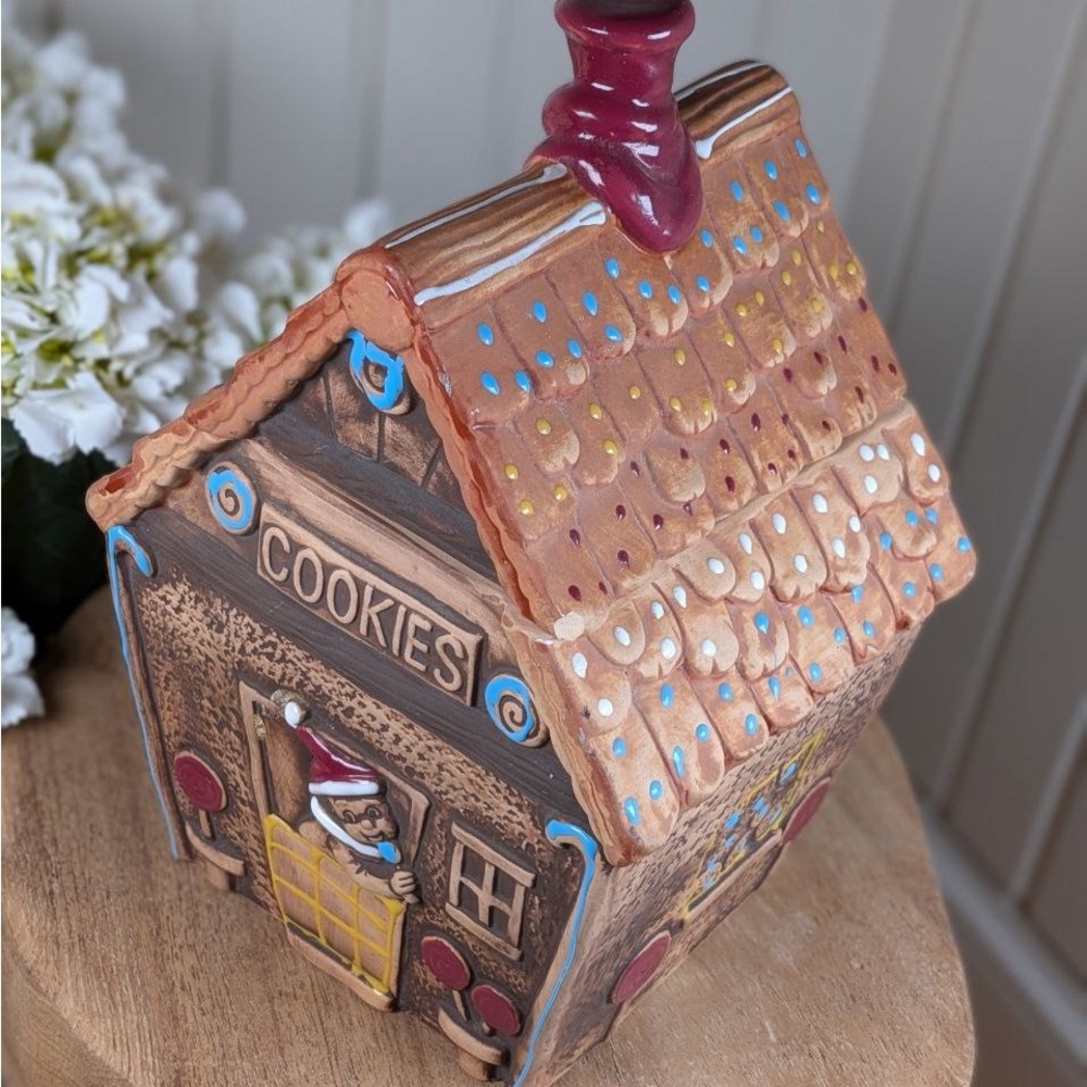 Gingerbread House Cookie Jar Ceramic Folk Art Whimsical Kitsch Decor - Picture 3 of 6